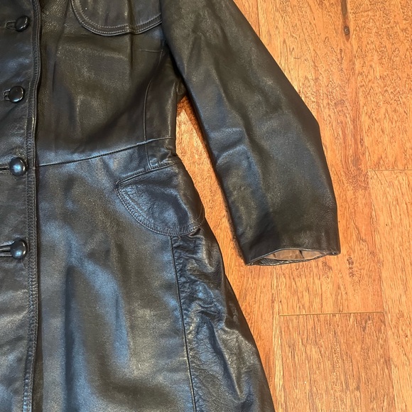 Vintage brown leather coat - Picture 3 of 7